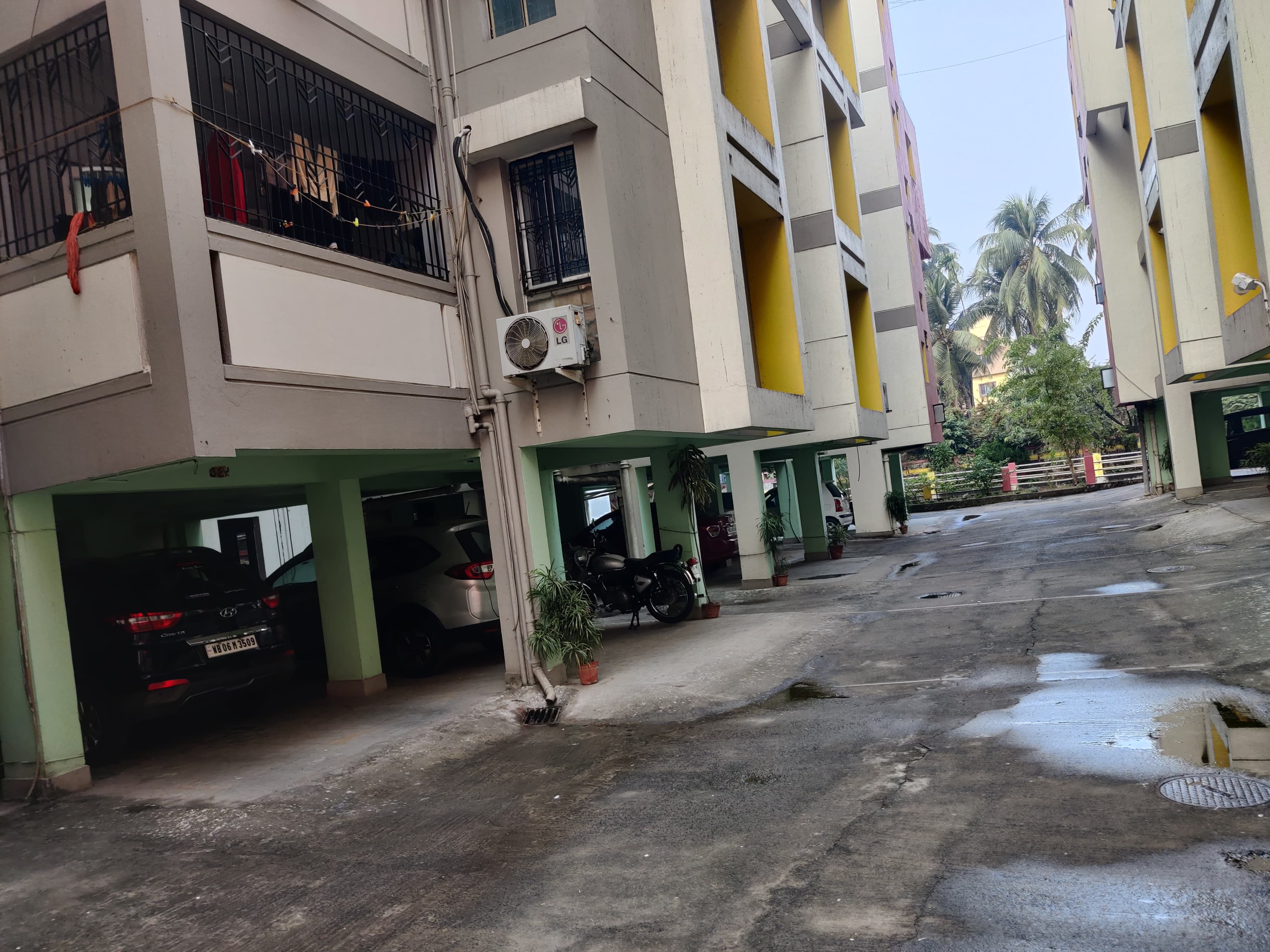 Behala Sakherbazar,Nrisingha Dutta Road,Merlin Laurel Garden,1219sqft,3BHK (OA398)