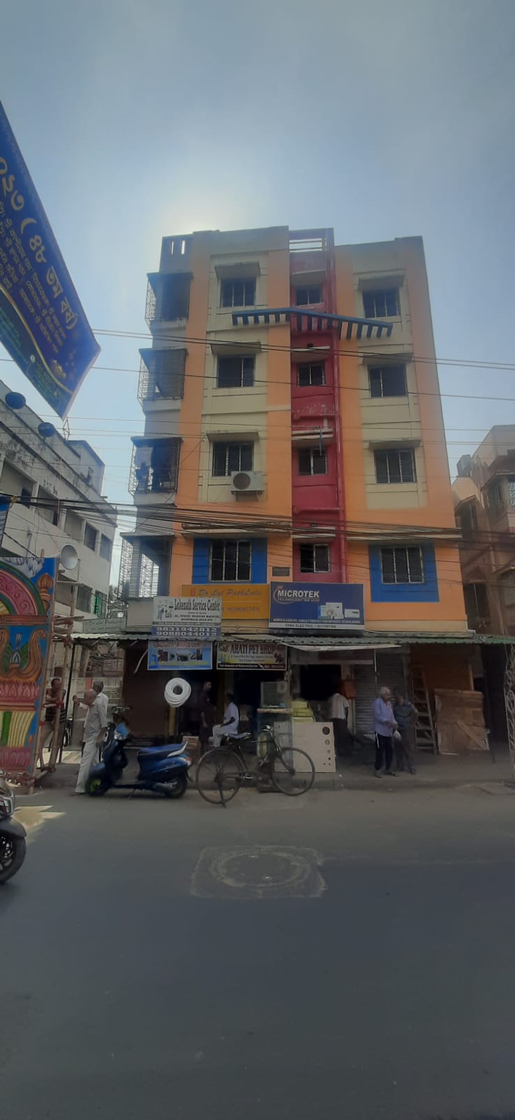 Behala Chowrasta East,Raja Ram Mohan Roy Road,900sqft,2BHK (OA208)