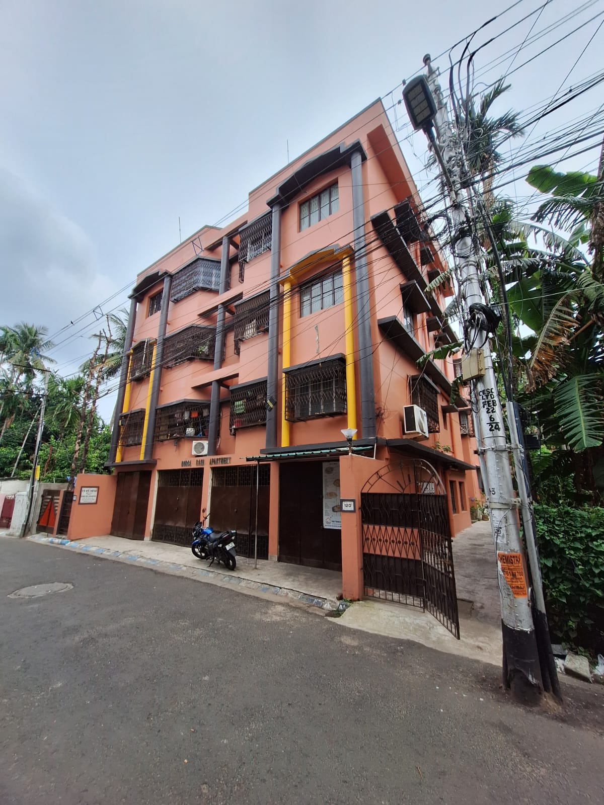 Behala East,Satyen Roy Road,Durga Rani Apartment,1200sqft,3BHK (BA124)