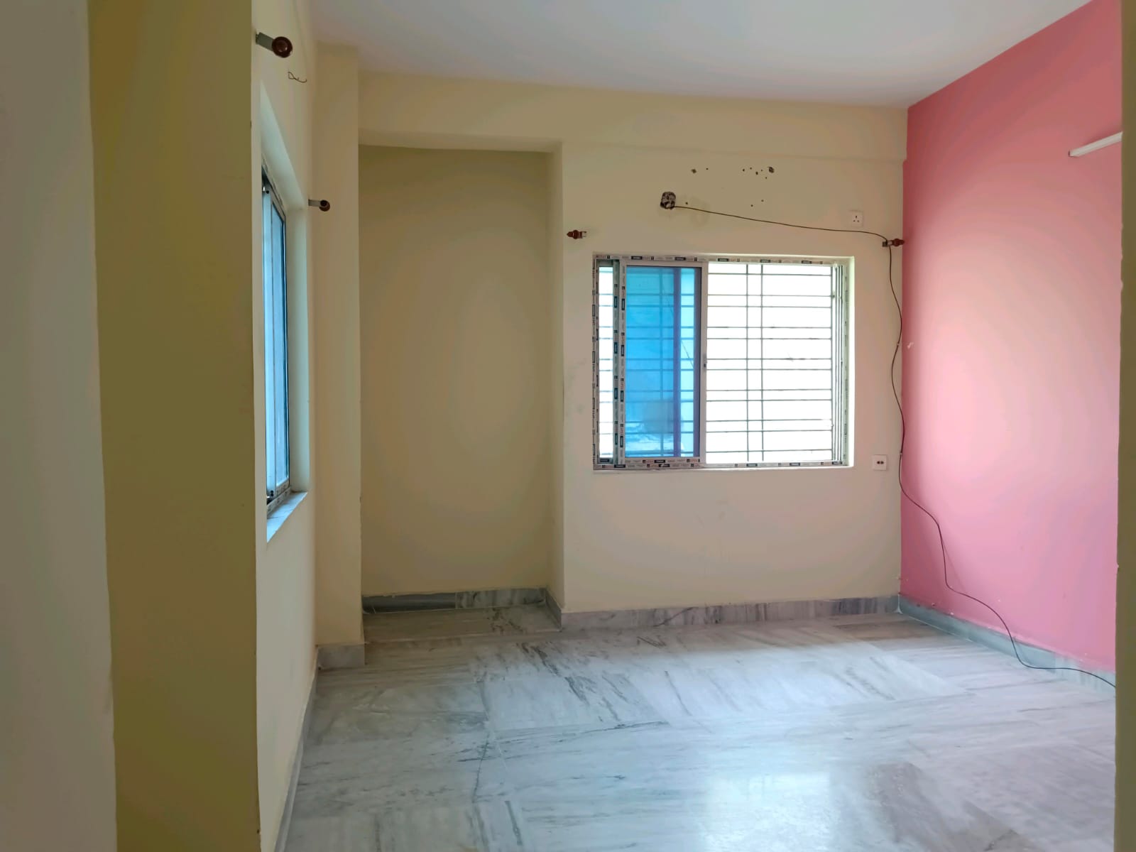 Behala Sakuntala Park,Ram Narayan Mukherjee Road,Ricky Apartment,950sqft,2BHK Rent (OA472)
