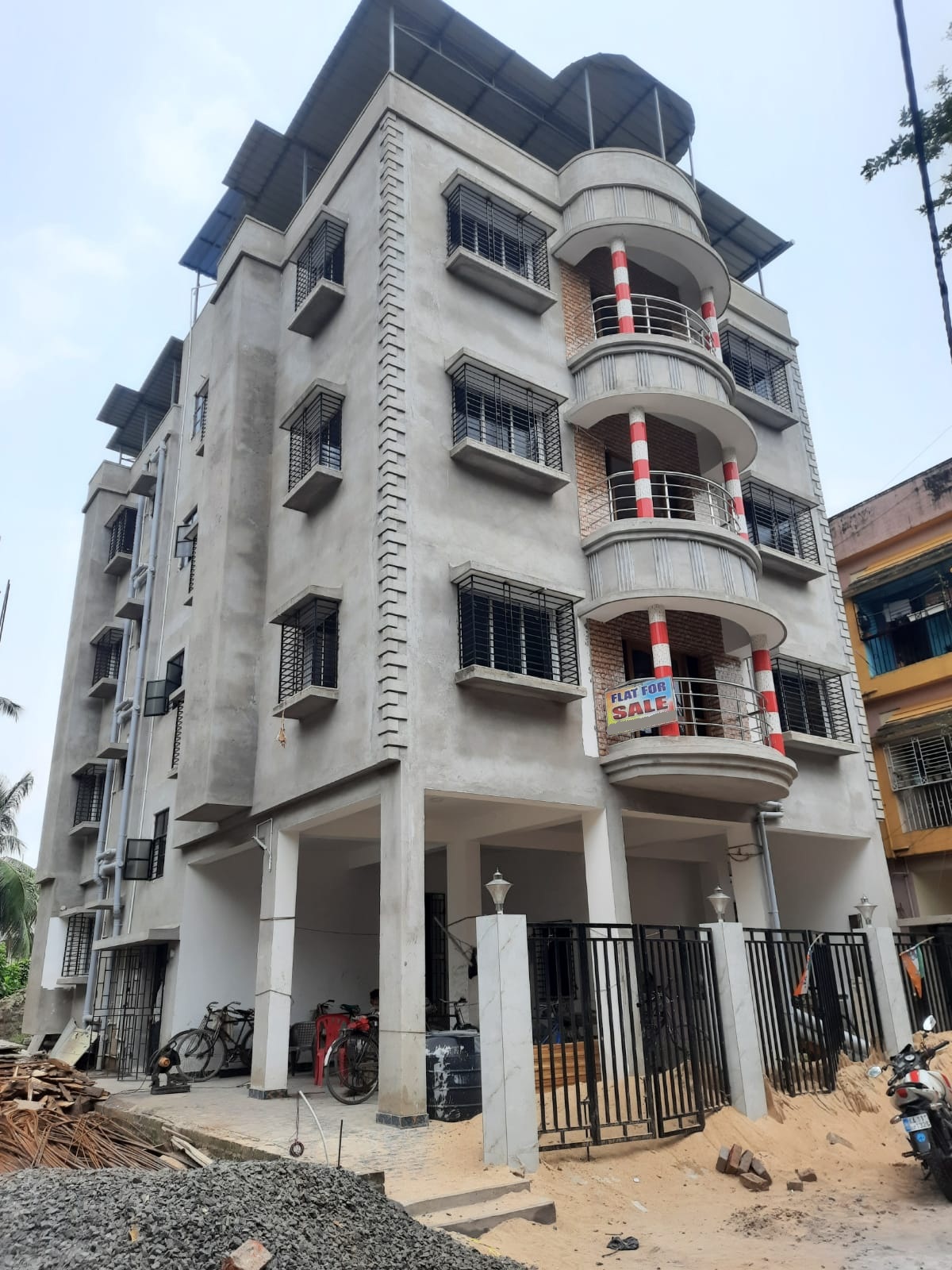 Behala Parnashree,Sarat Chatterjee Road,3BHK (pm)