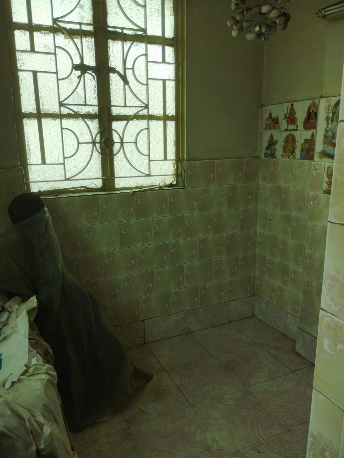 Behala Chowrasta East,Monmohan Park,Bonomali Ghosal Lane,3stored House (BA125)