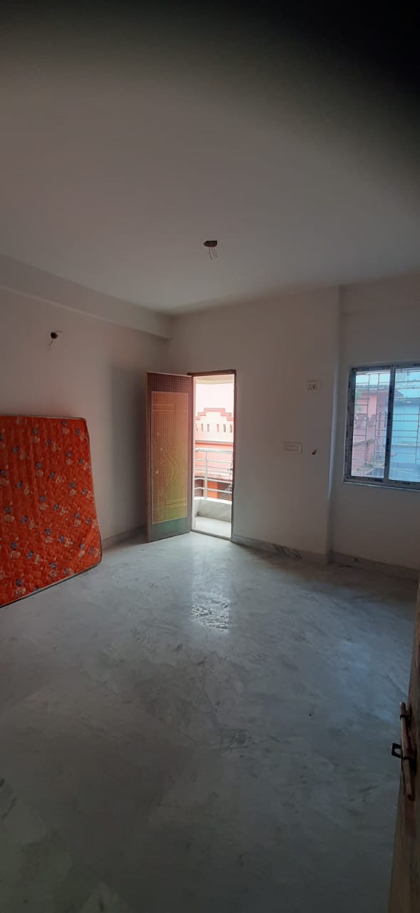 Behala Parnasree,Goragacha Auto Stand,1000sqft,3BHK (PA499)