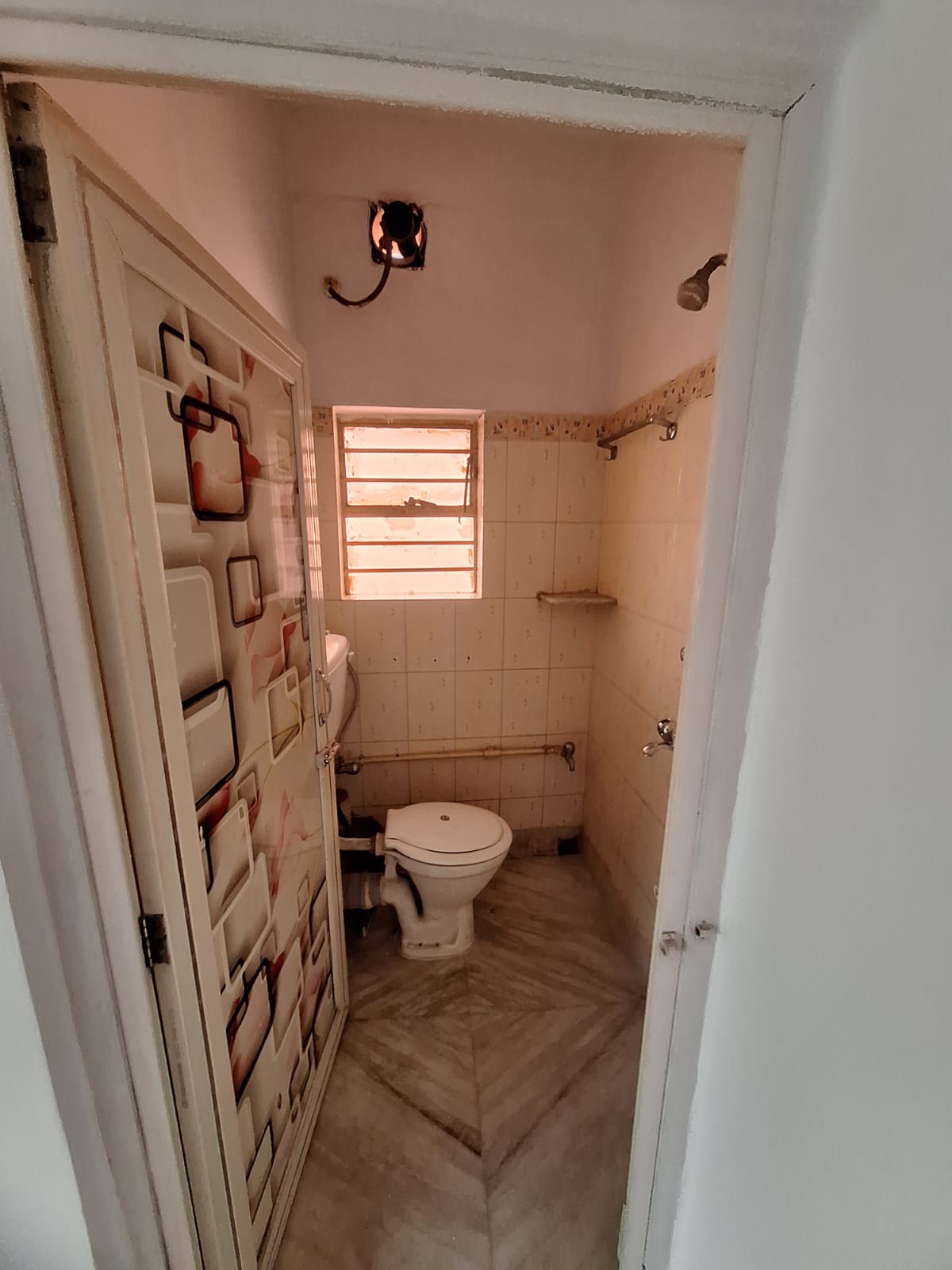 Behala East,Satyen Roy Road,Durga Rani Apartment,1200sqft,3BHK (BA124)