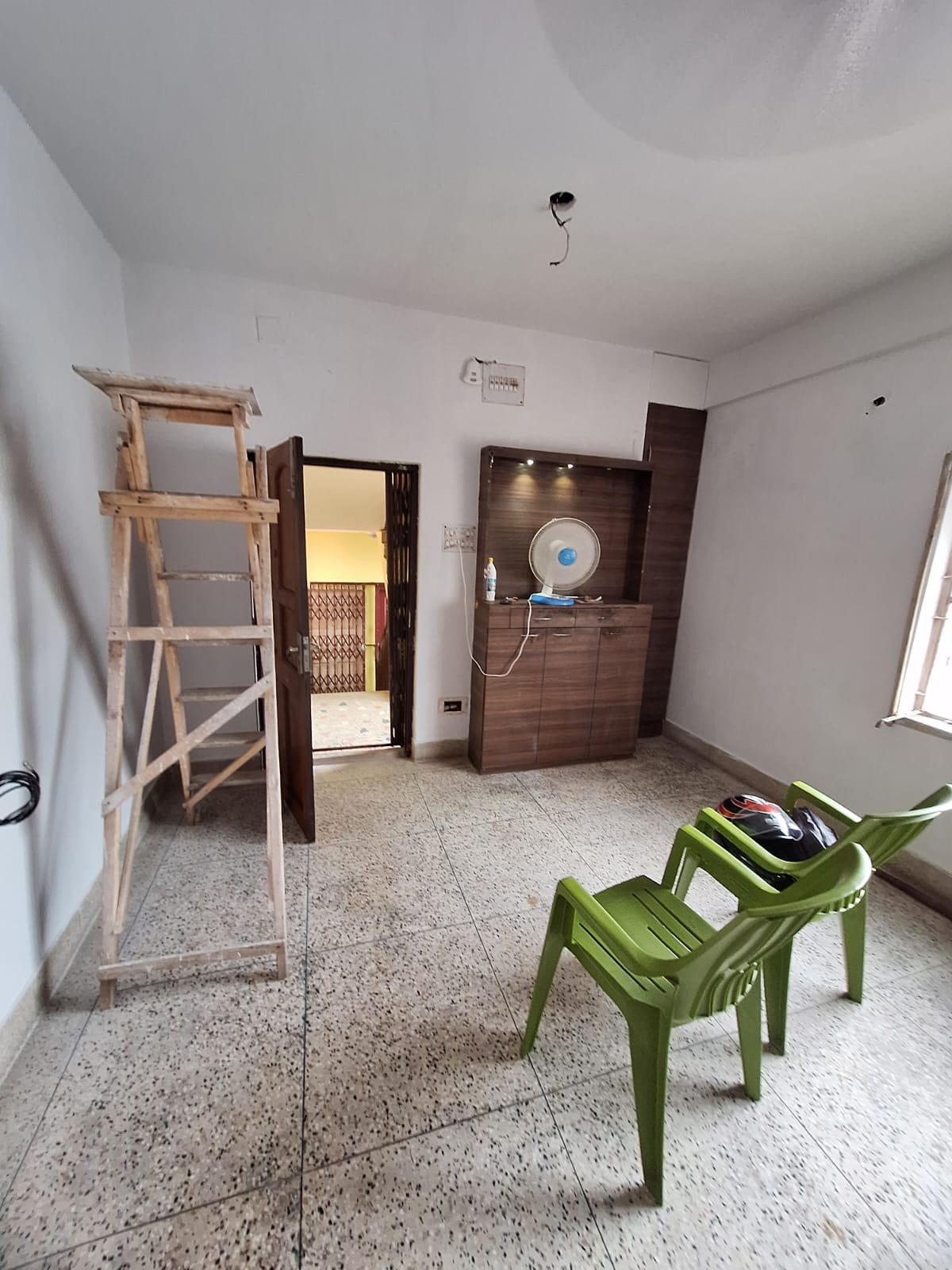 Behala East,Satyen Roy Road,Durga Rani Apartment,1200sqft,3BHK (BA124)