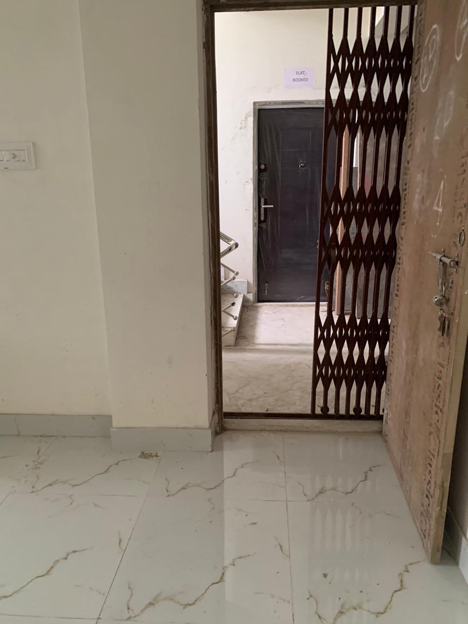 Netaji Sadak,Rio Vista Apartment,825sqft,2BHK (OA500)