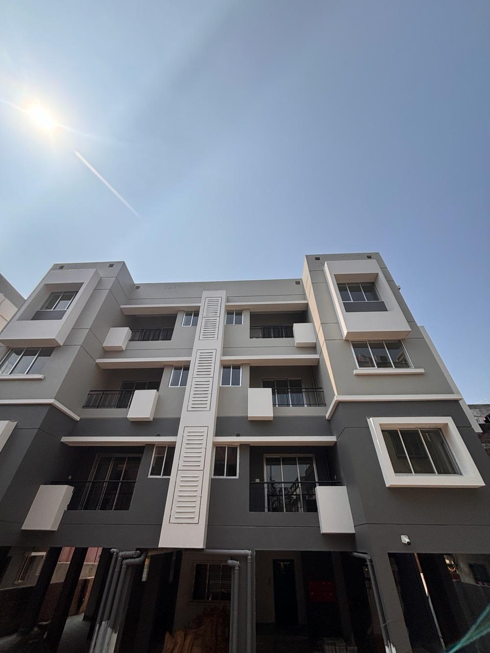 Behala Bakshibagan,Netaji Subhash Road,Essquare Parnasree,2BHK (PA321)