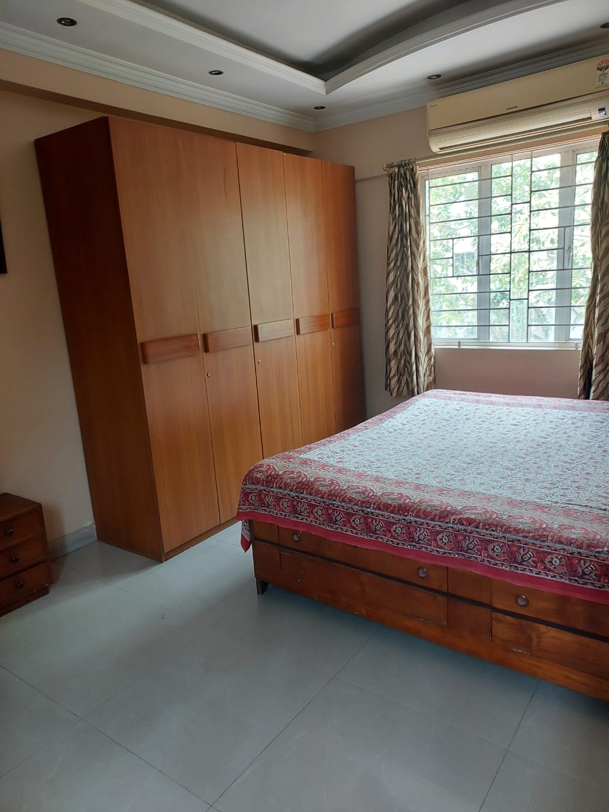 Tollygunge Tara Park,B.L.Saha Road,South City Garden Complex,1220sqft,3BHK (OA293)