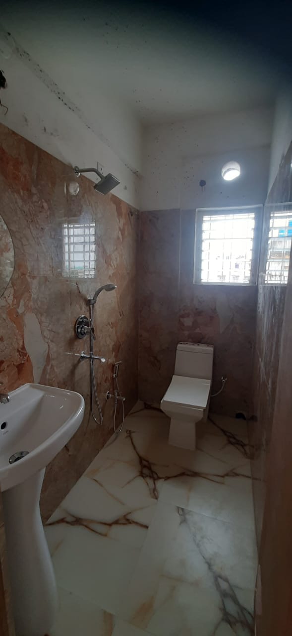 Behala East,James Long Sarani,3BHK (BA194)