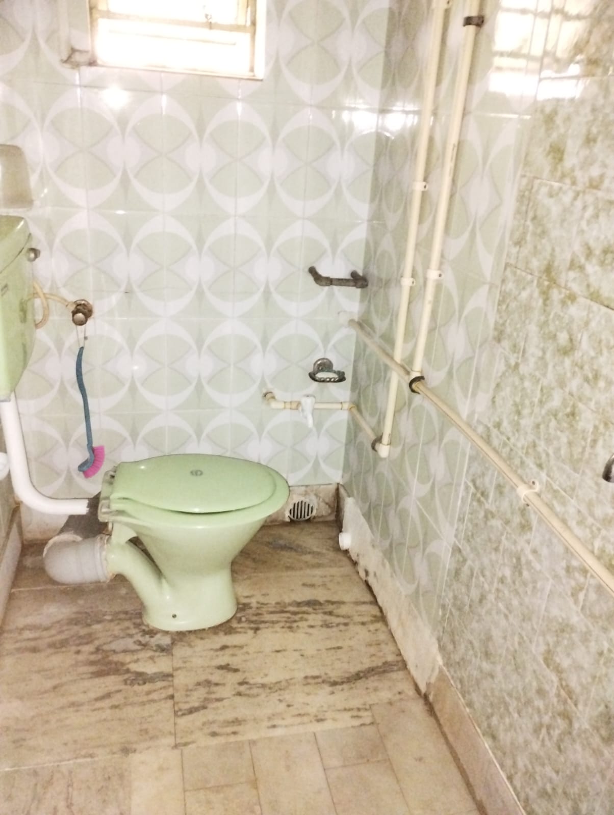 Behala Chowrasta East,Monmohan Park,Bonomali Ghosal Lane,3stored House (BA125)