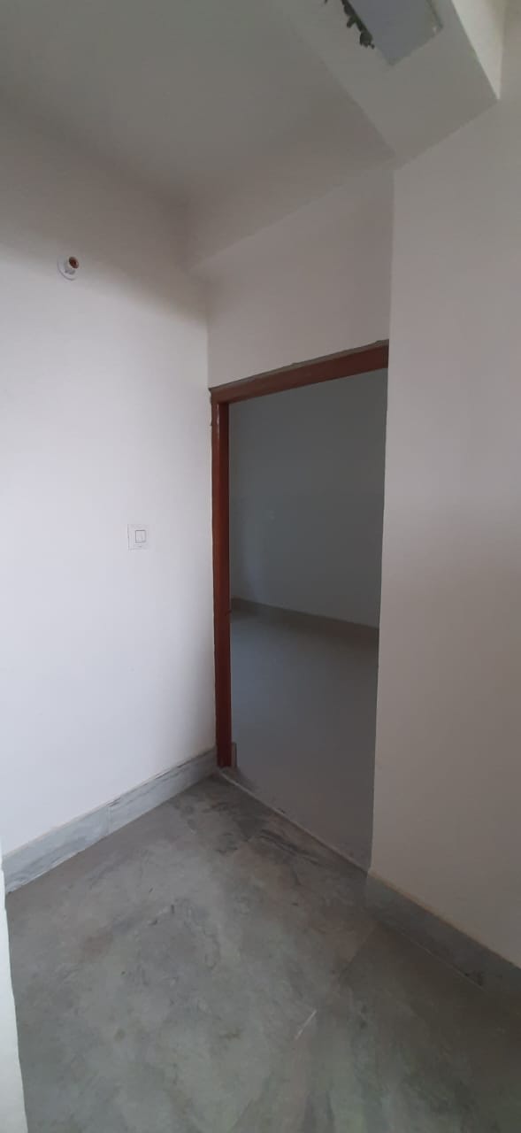 Thakurpukur Prantik,Gas Godown Road,1600sqft,3BHK (OA359)