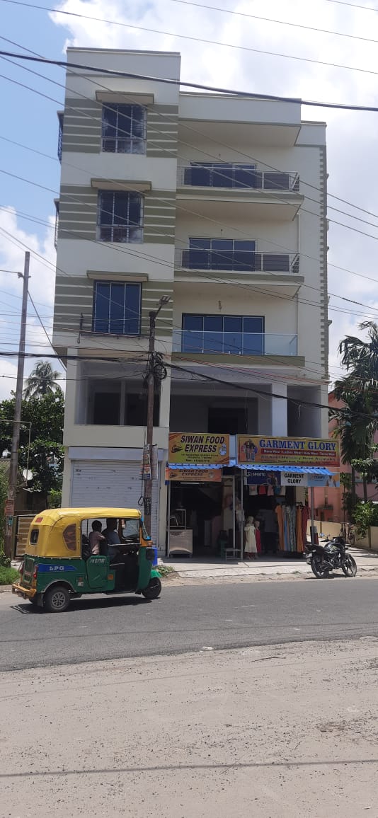 Thakurpukur,on M.G.Road,3BHK (PA246)
