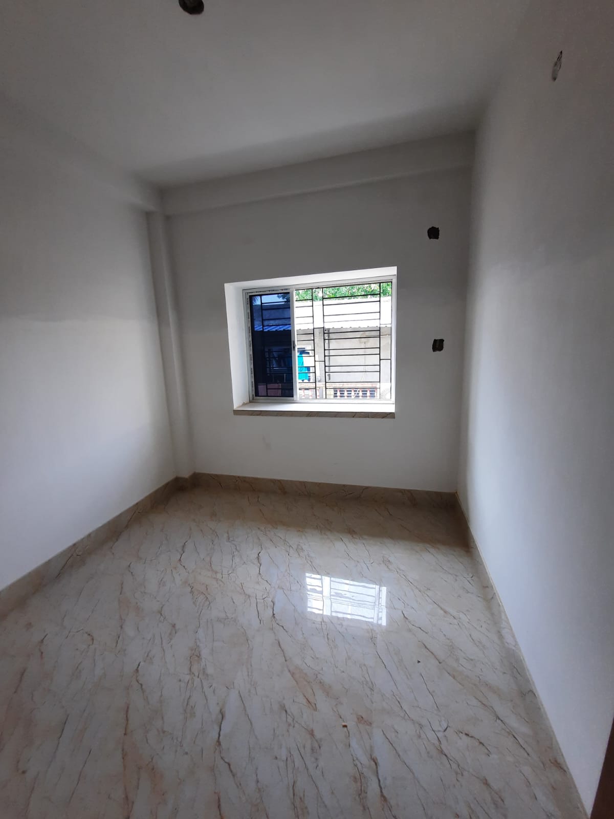 Behala Chowrasta East,Kalipada Mukherjee Rd,650sqft,2BHK (BA139)