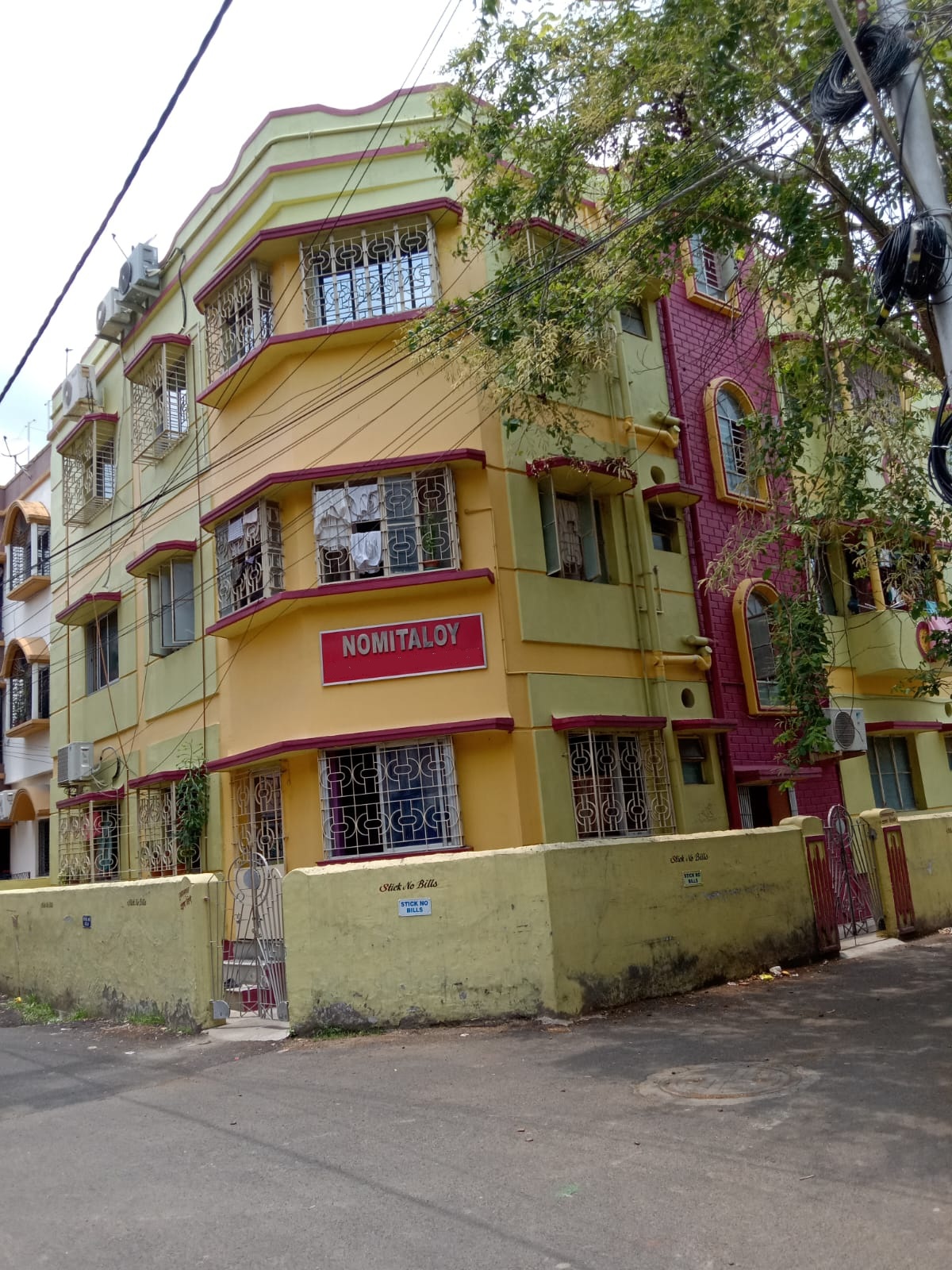 Behala Rabindra Nagar,Mahendra Banerjee Road,300sqft,1RK (BA117)