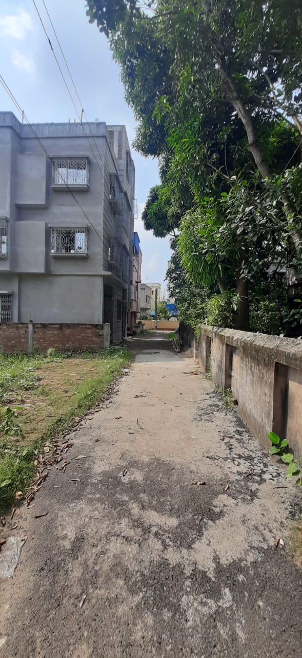 Thakurpukur Srijani,2stored House (BA204)