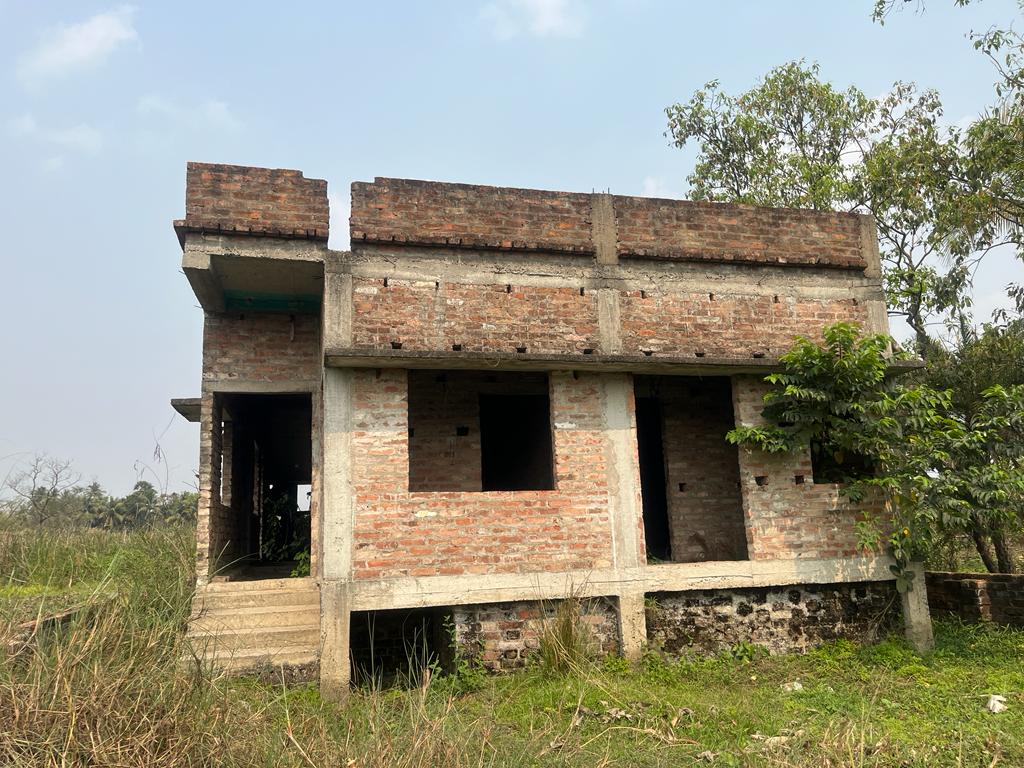 Behala West,Begore Khal,Basudevpur Road,1stored House (OA343)