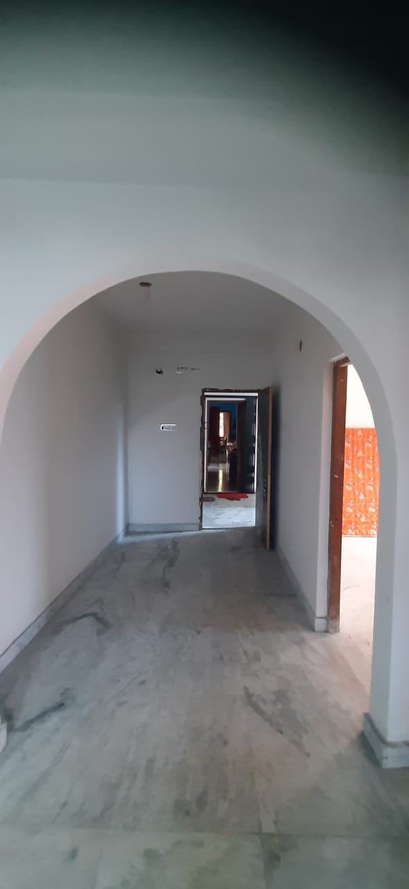 Behala Parnasree,Goragacha Auto Stand,1000sqft,3BHK (PA499)