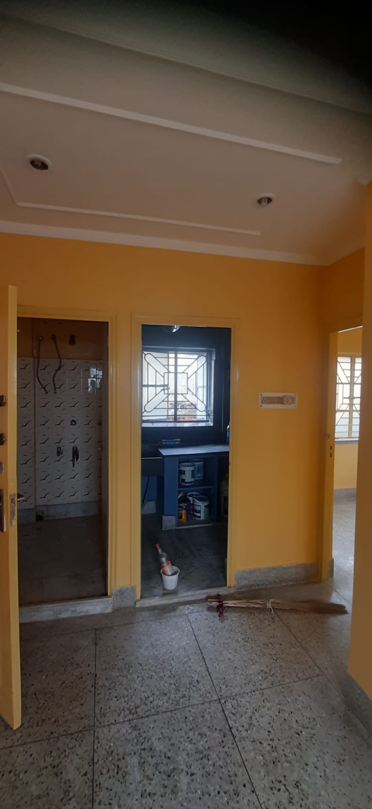 Thakurpukur Daspara,James Long Sarani,610sqft,2BHK (OA400)