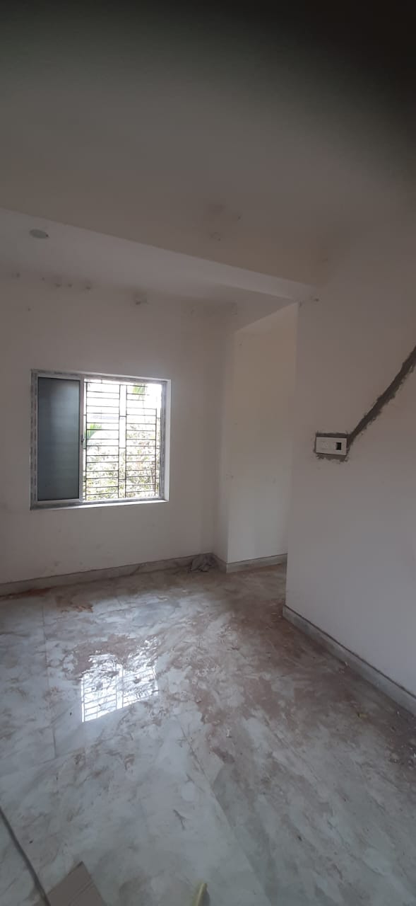 Thakurpukur Kadamtala,Dakshin Para Road,1300sqft,3BHK (Office)
