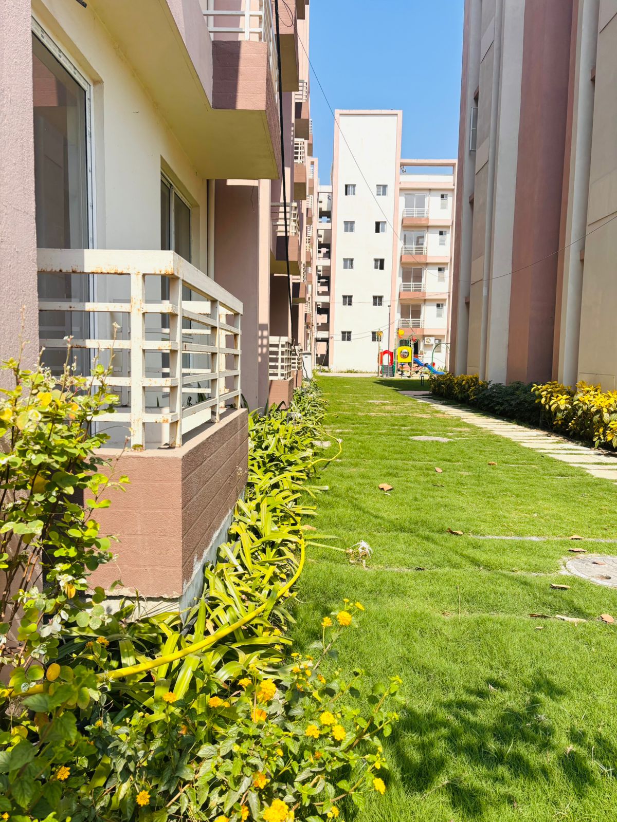 Bhasa,South 24pgs District, Swayam City Complex,1050sqft,3BHK (OA455)