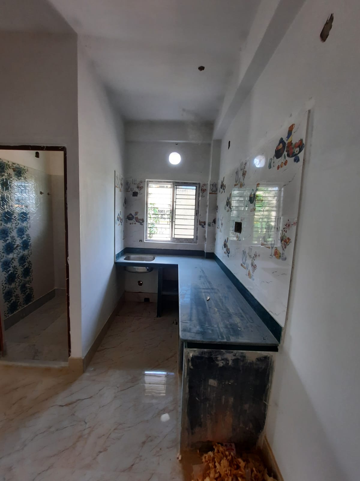 Behala Chowrasta East,Kalipada Mukherjee Rd,650sqft,2BHK (BA139)