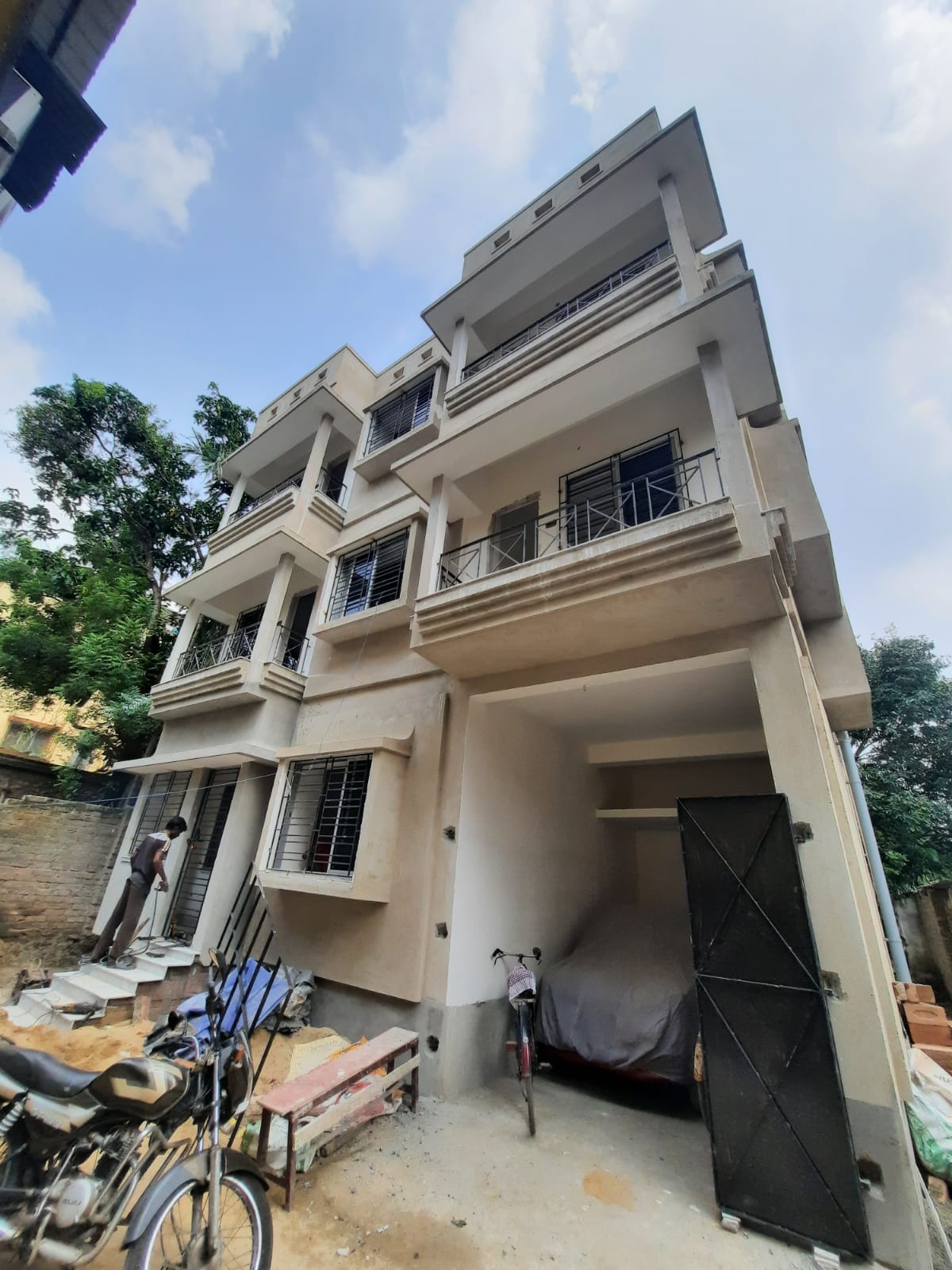 Behala Chowrasta East,Kalipada Mukherjee Rd,650sqft,2BHK (BA139)