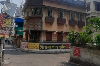 Behala Chowrasta East,Monmohan Park,Bonomali Ghosal Lane,3stored House (BA125)