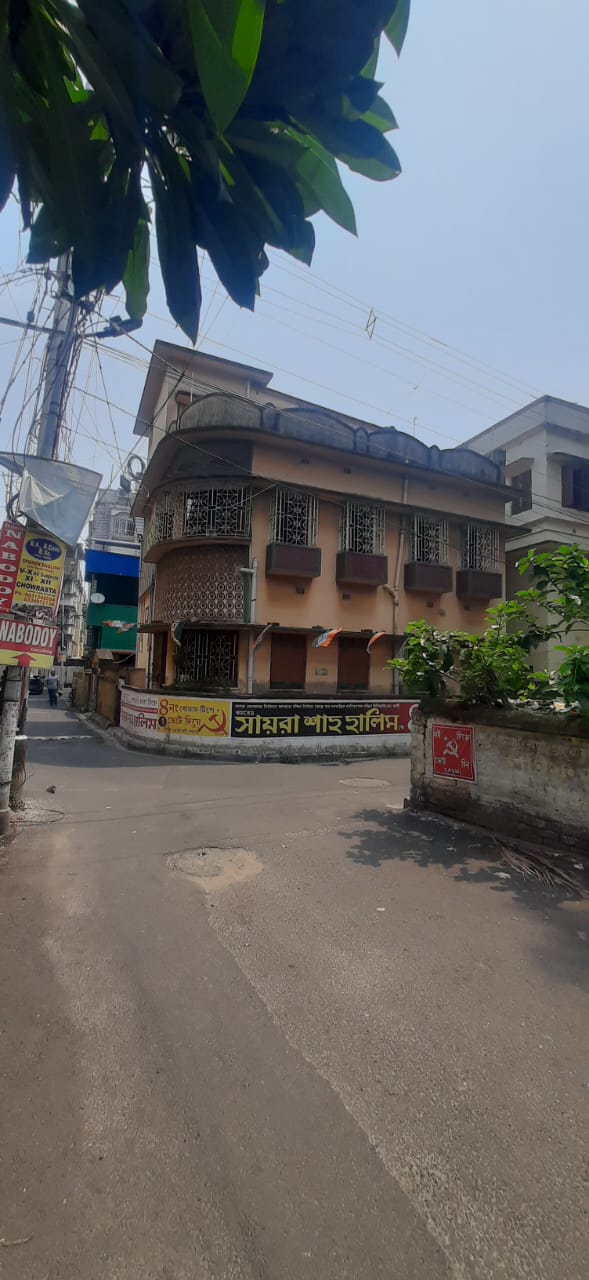 Behala Chowrasta East,Monmohan Park,Bonomali Ghosal Lane,3stored House (BA125)
