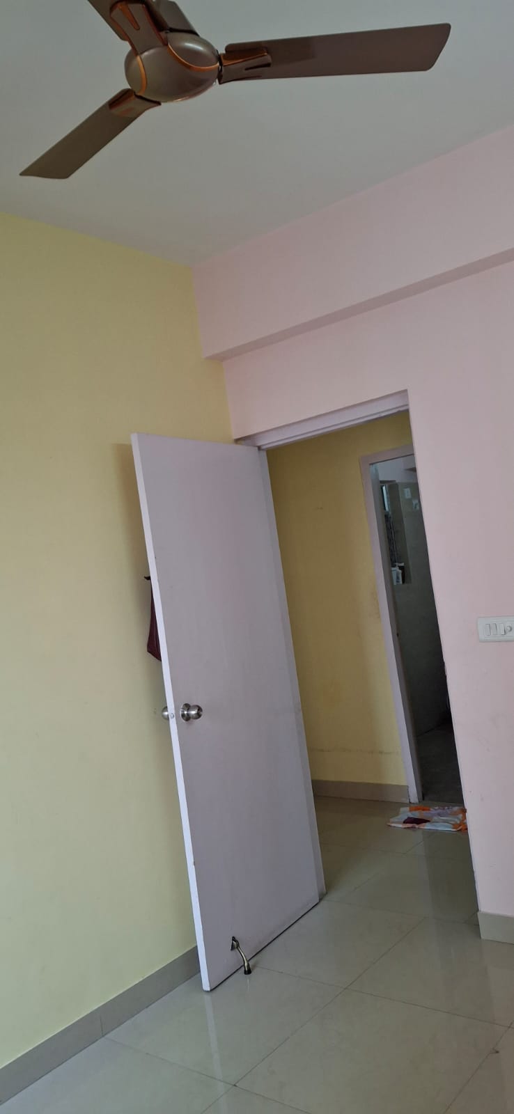 Joka,D.H.Road,Rajat Avante Complex,813sqft,2BHK Rent (OA357)