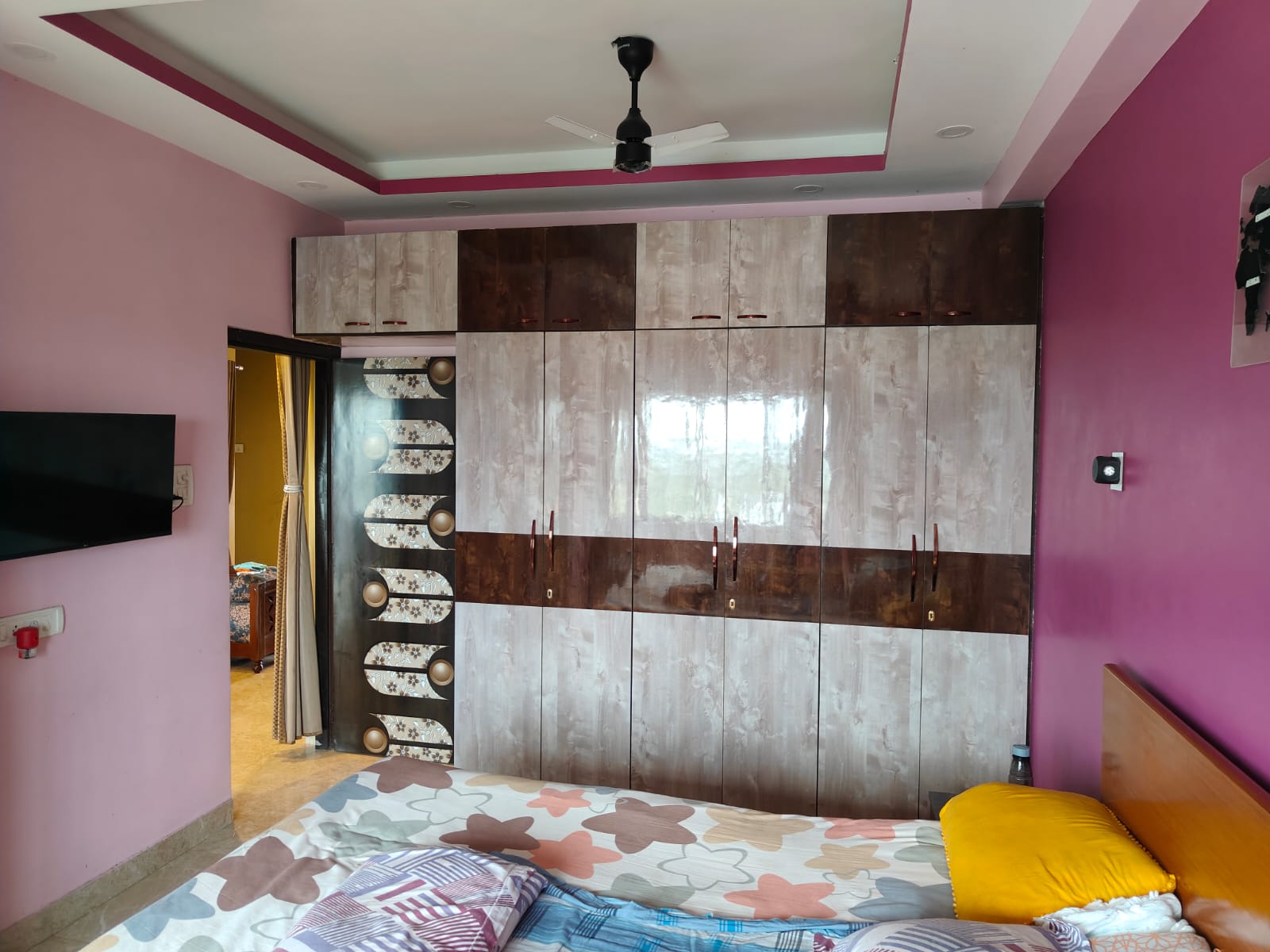 Purba Putiary,Kabardanga,M.G.Road,Yahvi Tower,1600sqft,3BHK (OA420)