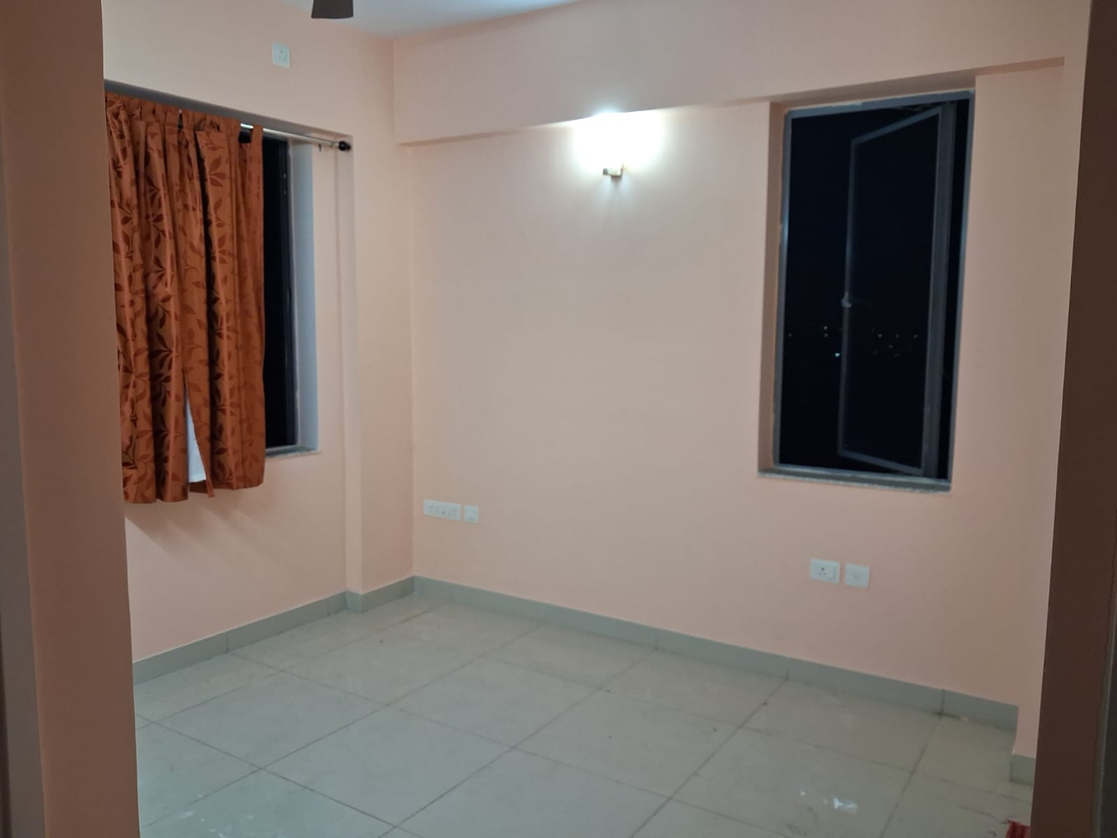 Joka Pailan,D.H.Road,Godrej7 Complex,1019sqft,3BHK Rent (OA430)