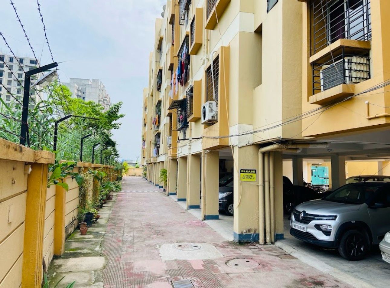 Purba Barisha Sodepur,Motilal Gupta Road,PS Alankar,1044sqft,2BHK (OA475)