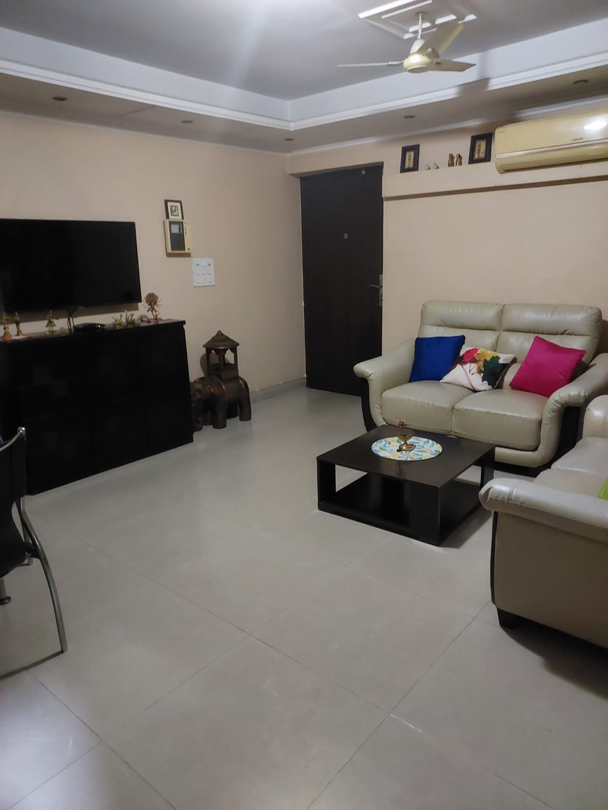 Tollygunge Tara Park,B.L.Saha Road,South City Garden Complex,1220sqft,3BHK (OA293)