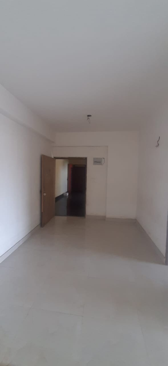 Behala East,18 Bigha,James Long Sarani,Sun Sapphire Max Building,1500sqft,3BHK (PA479)