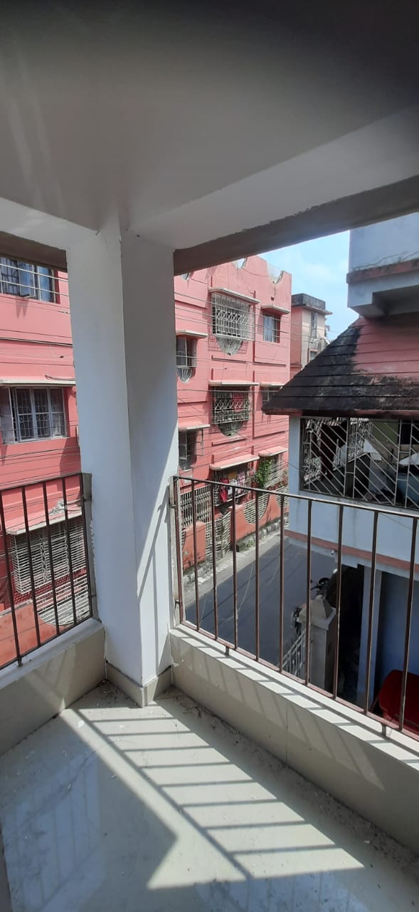 Thakurpukur Majhipara,Sister Nivedita Road,2BHK (PA139)