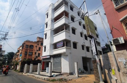 Tollygunge Karunamoyee Ghat Road,Dharapara,825sqft,2BHK (PA105)