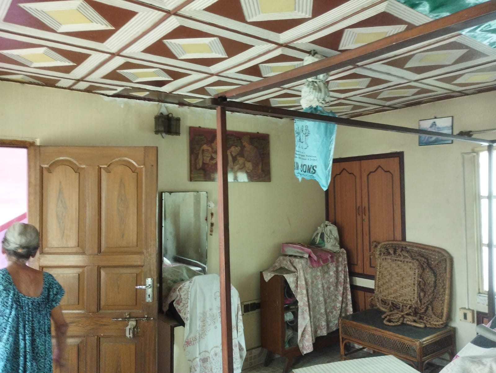 Behala Chowrasta East,Monmohan Park,Bonomali Ghosal Lane,3stored House (BA125)