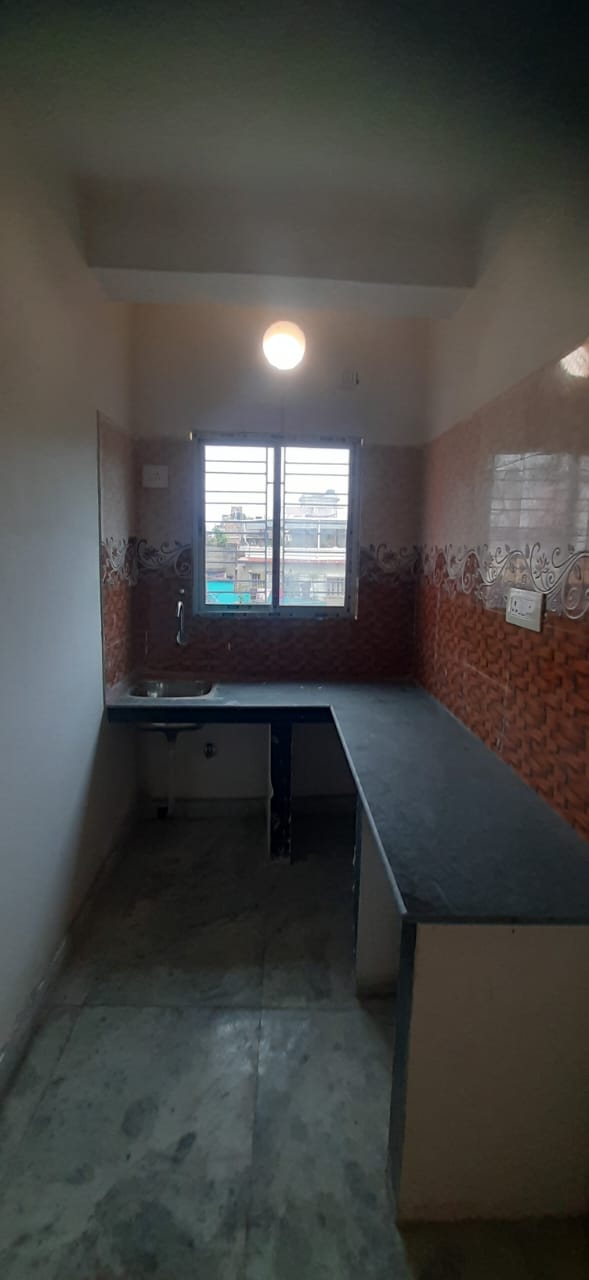 Behala Parnasree,Goragacha Auto Stand,1000sqft,3BHK (PA499)