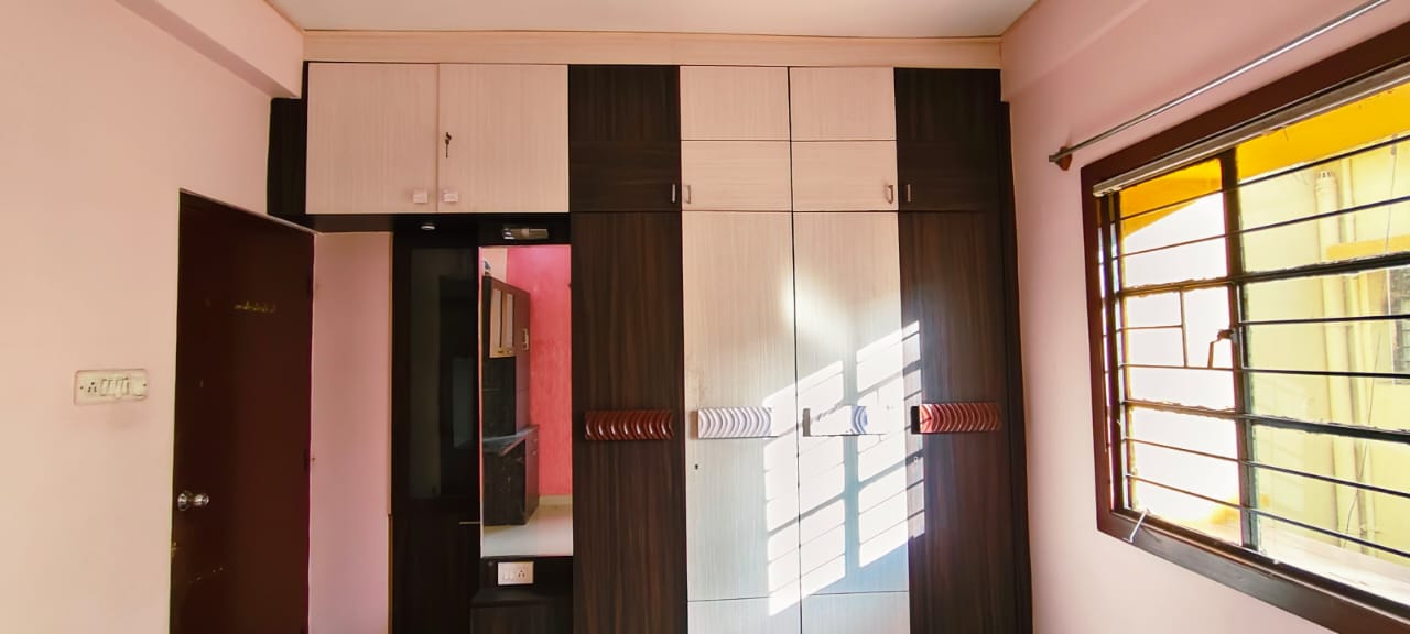 Behala Sarsuna Debinagar,Bagpota Road,Merlin Trinoyoni,1109sqft,3BHK Rent (OA417)