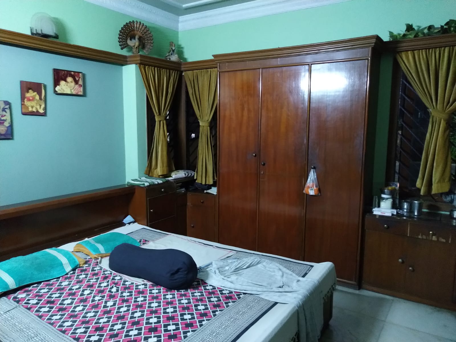 Bhowanipore,Harish Chatterjee St,2storey House (PA280)