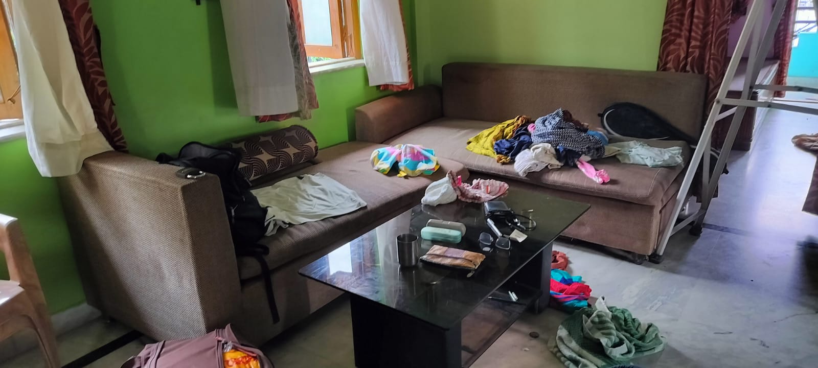 Behala West,Becharam Chatterjee Road,1000sqft,2BHK Rent (OA414)