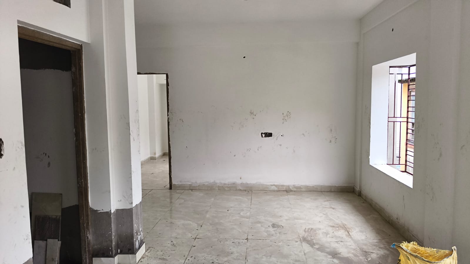 Jadavpur East Road,1325sqft,3BHK (OA495)