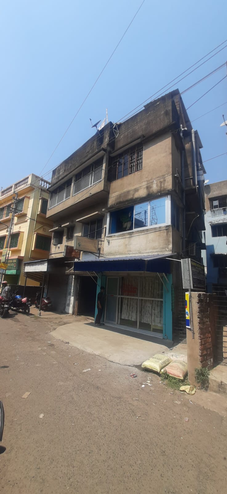 Thakurpukur Kadamtala Market,630sqft Shop (PA469)