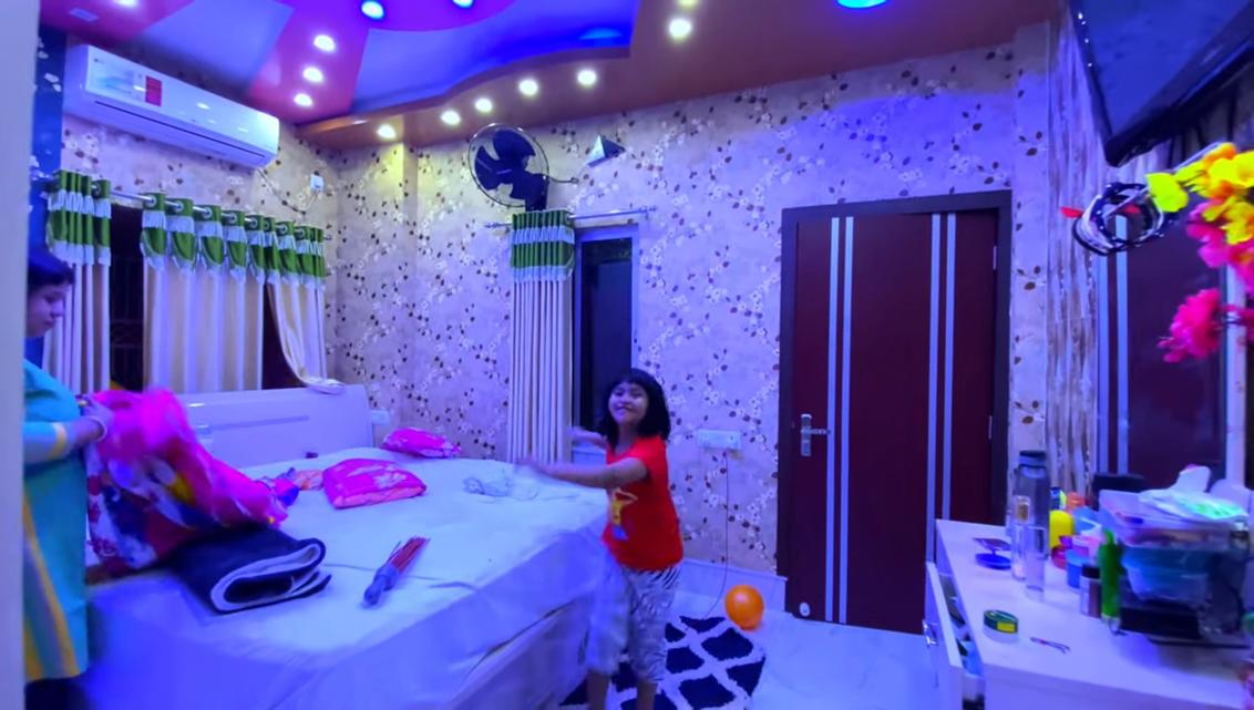 Sonarpur,Sarada Sarani,Saheb Para,Aditya Bhawan,3stored House (OA294)