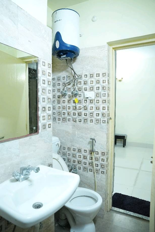 Ballygunge,Mayfair Road,1400sqft,2BHK Rent (OA435)