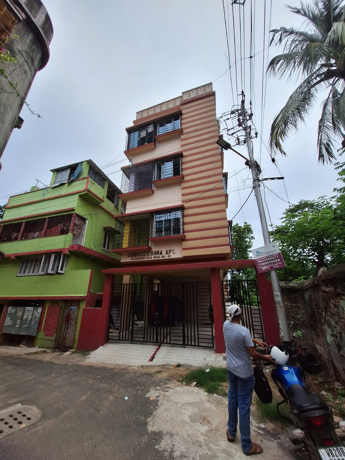 Behala Sakherbazar,Atchala,K.K.Roy Chowdhury Road,Radha Krishna Apartment,720sqft,2BHK (PA75)