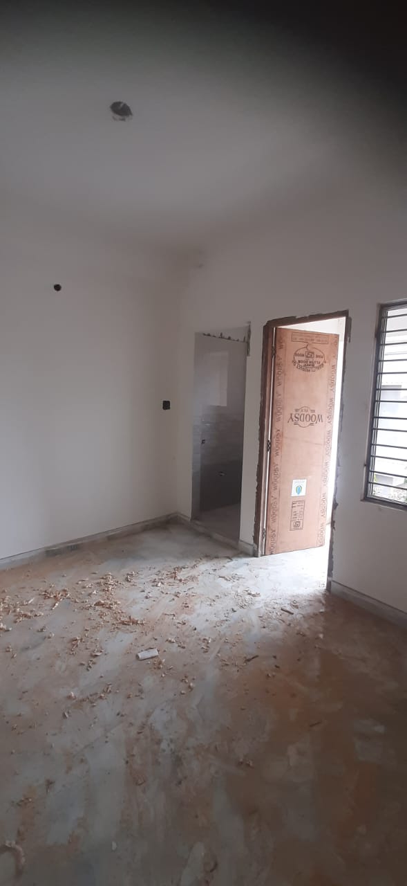 Thakurpukur Kadamtala,Dakshin Para Road,760sqft,2BHK (Office)