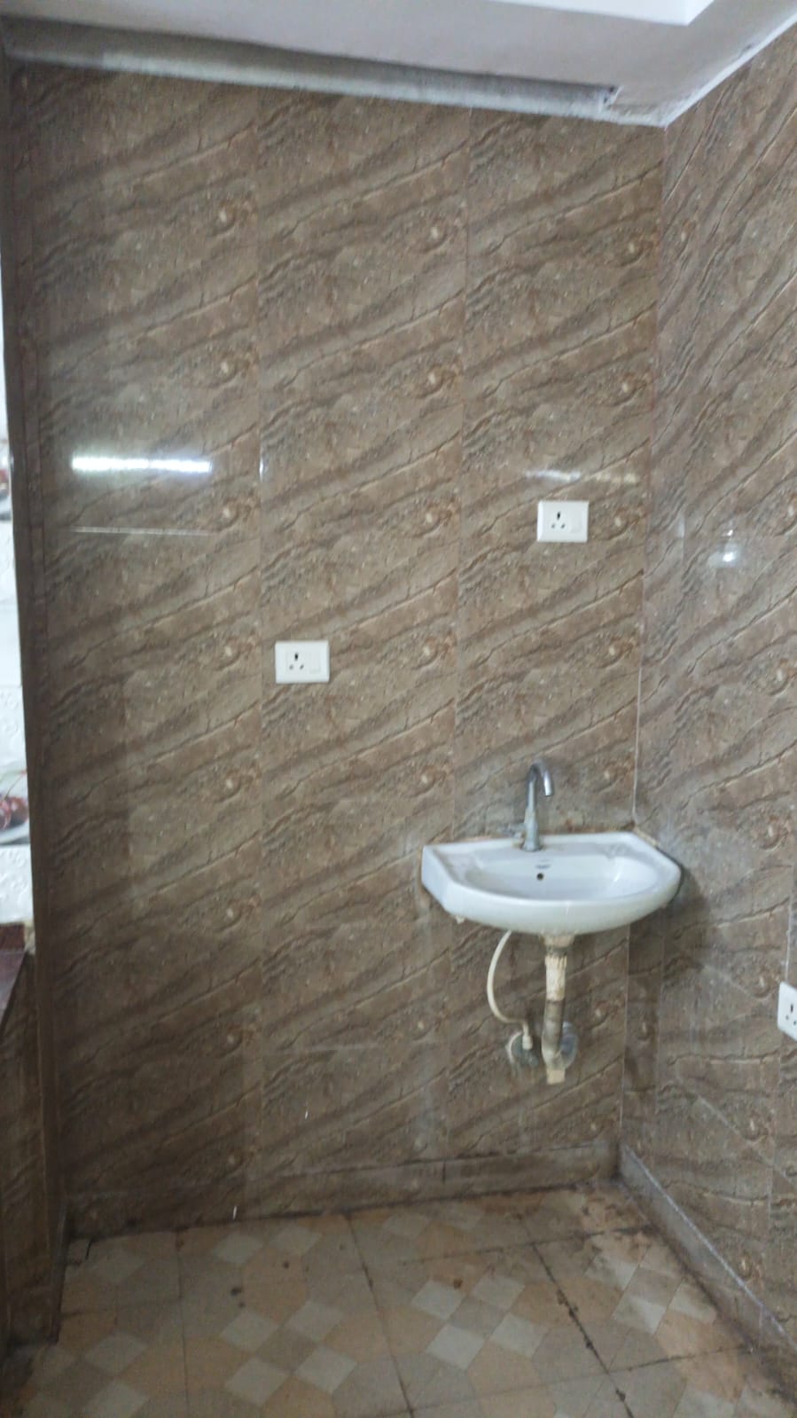 Thakurpukur 3A, James Long Sarani, 1085sqft,2BHK (OA466)