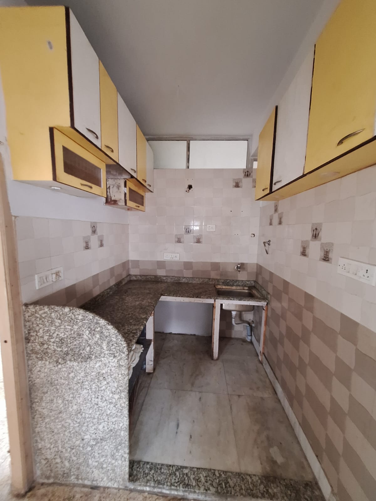 Behala East,Satyen Roy Road,Durga Rani Apartment,1200sqft,3BHK (BA124)