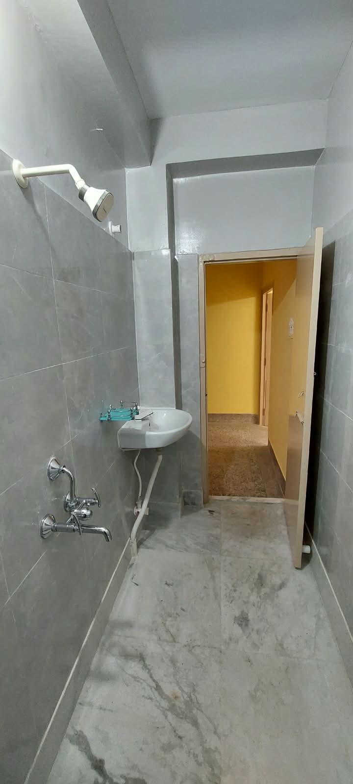 Behala East 14no, James Long Sarani, Krishna Apartment,850sqft,2BHK Rent (OA497)